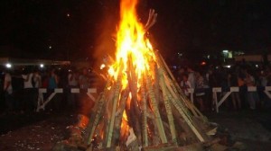 Ateneans burning names of La Salle Players and Staff