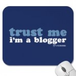 trust_me_im_a_blogger_livejournal_mousepad-p144140602899822346z7br1_210