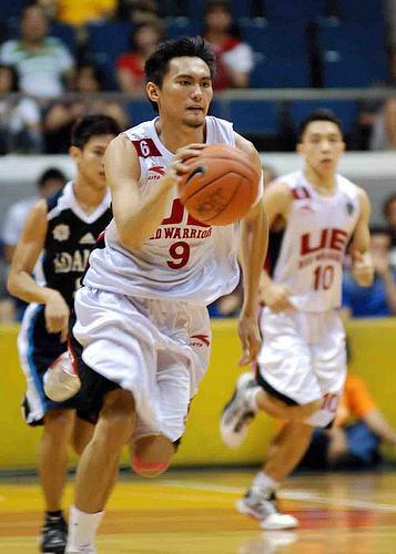 UE Red Warriors nail FEU Tamaraws